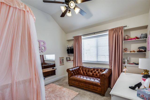 1812 Southridge Drive, Van Alstyne, TX 75495