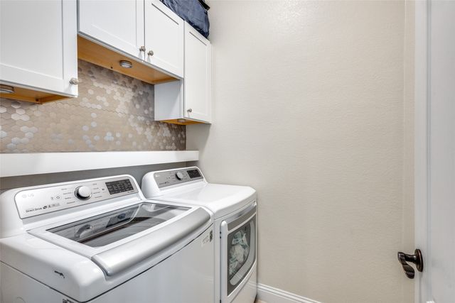 1812 Southridge Drive, Van Alstyne, TX 75495