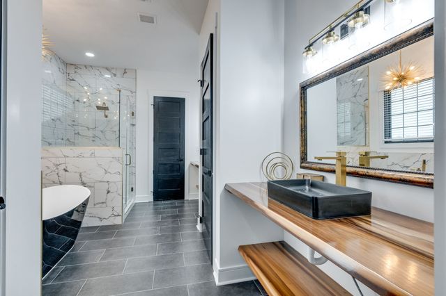 407 Shelbyville Hwy, Fayetteville, TN 37334