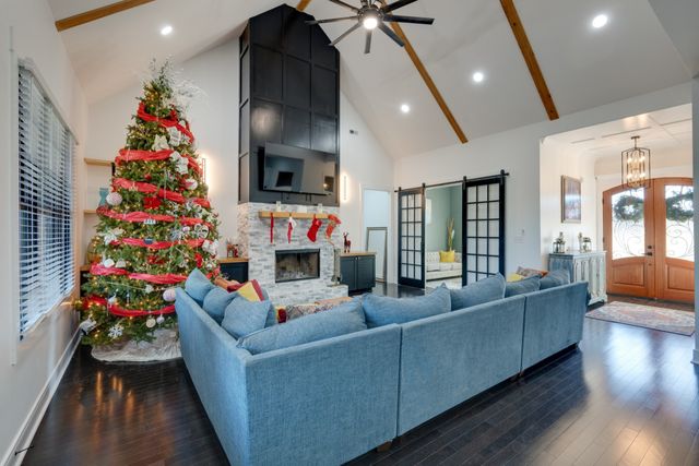 407 Shelbyville Hwy, Fayetteville, TN 37334