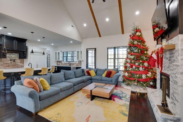 407 Shelbyville Hwy, Fayetteville, TN 37334