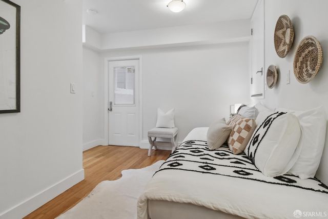 33 Athens Street, San Francisco, CA 94112