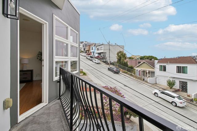 33 Athens Street, San Francisco, CA 94112