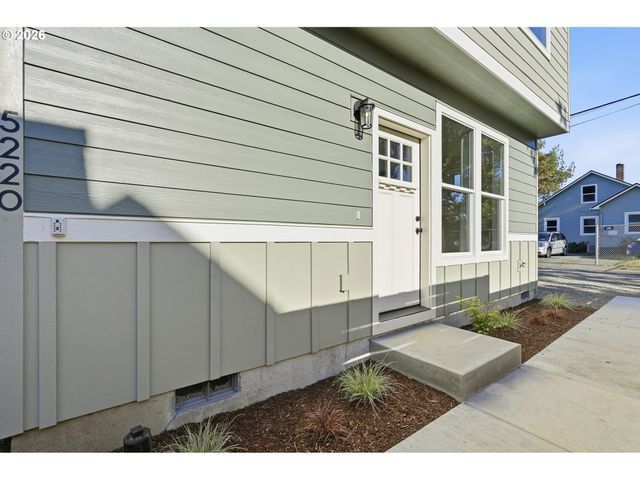 5220 Se Ramona St, Portland, OR 97206