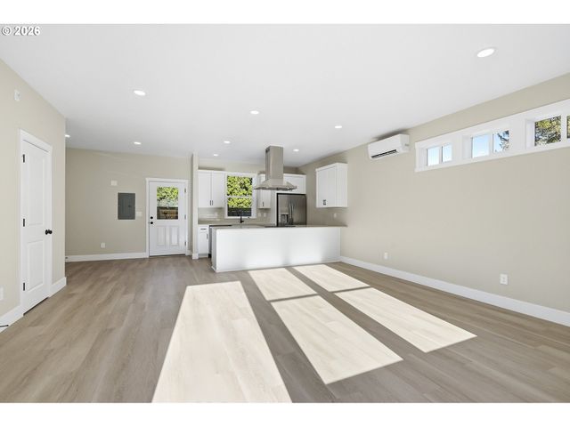 5220 Se Ramona St, Portland, OR 97206