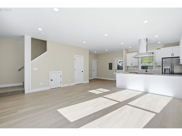 5220 Se Ramona St, Portland, OR 97206