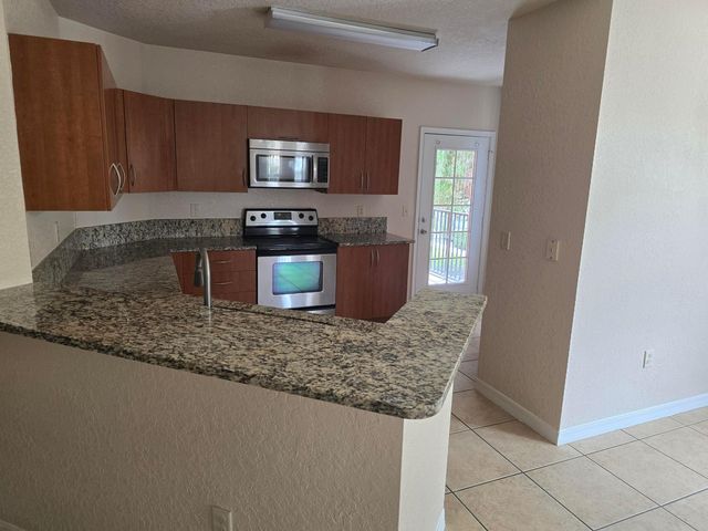 144 SW Peacock Blvd Apt 23-201 St, Port St Lucie, FL 34986