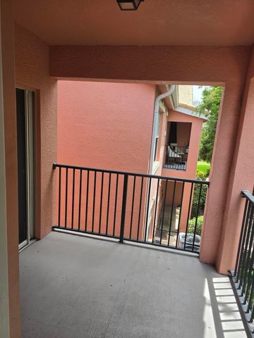 144 SW Peacock Blvd Apt 23-201 St, Port St Lucie, FL 34986