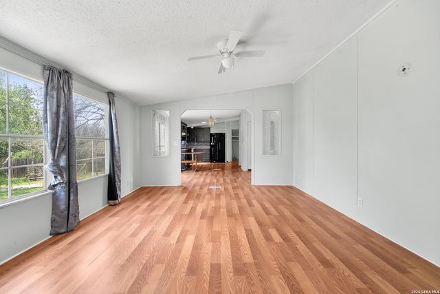 176 County Road 5633, Castroville, TX 78009