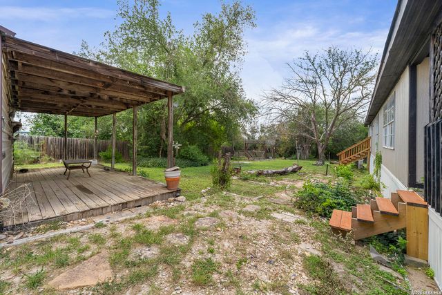 176 County Road 5633, Castroville, TX 78009