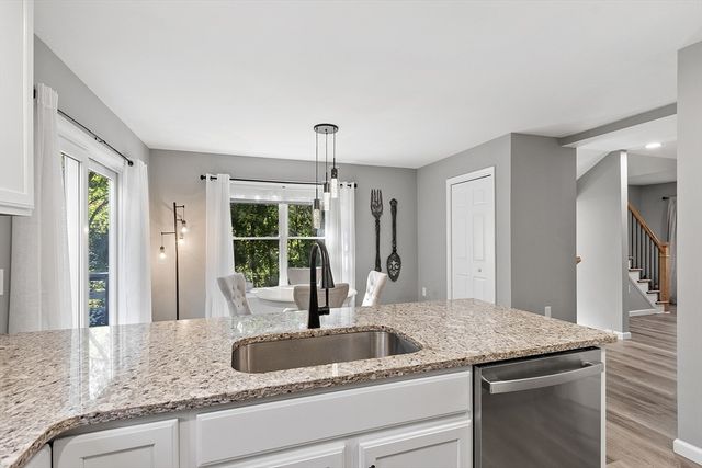 22 Apthorp St, Worcester, MA 01606