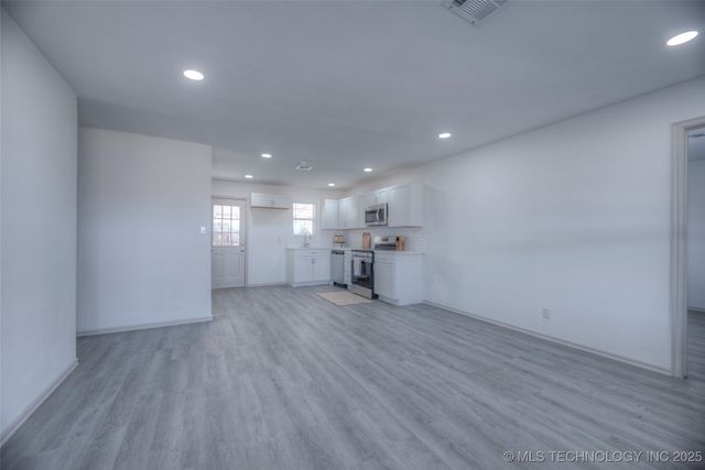 2920 E 201st Street S, Mounds, OK 74047