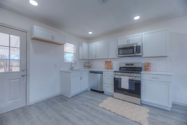 2920 E 201st Street S, Mounds, OK 74047