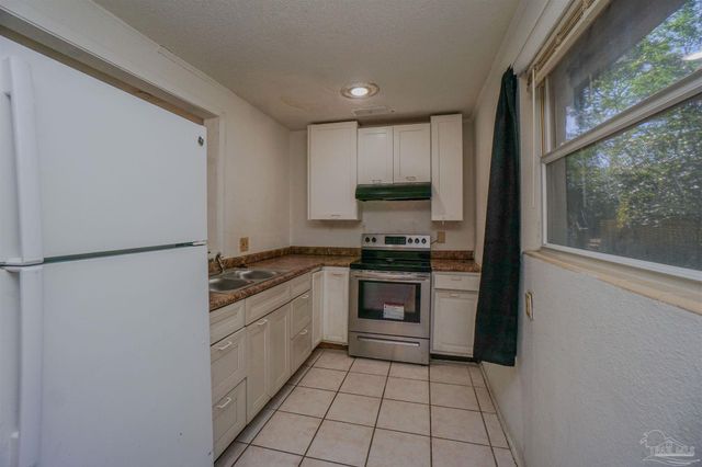 4413 Ellysee Way, Pensacola, FL 32505