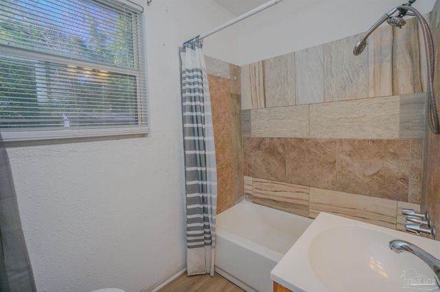 4413 Ellysee Way, Pensacola, FL 32505