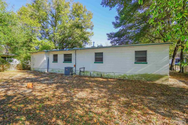 4413 Ellysee Way, Pensacola, FL 32505