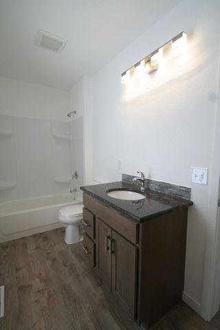 411 11th Avenue SE, Rochester, MN 55904