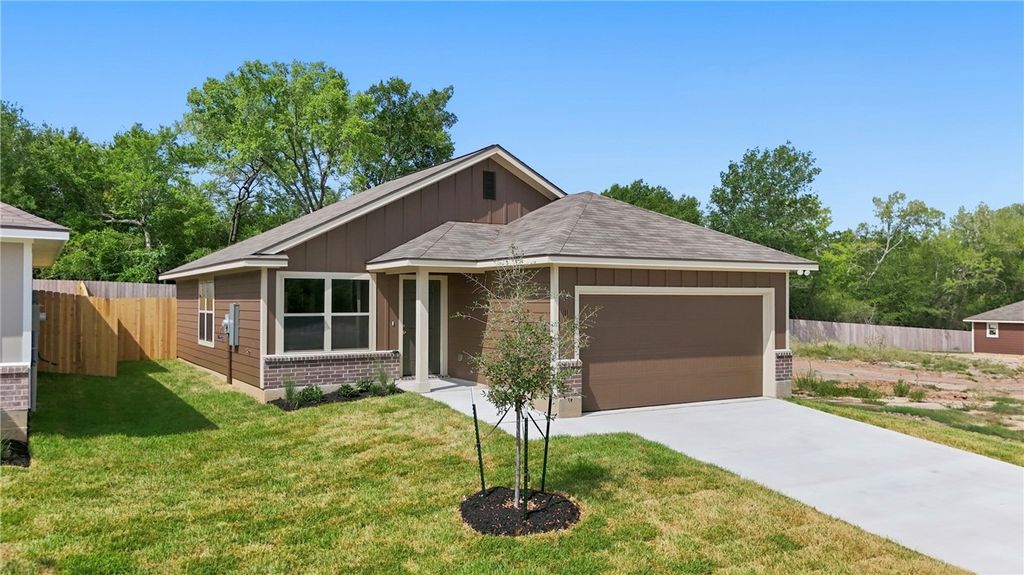 1643 Lucky Street, Bryan, TX 77803 — photo 2