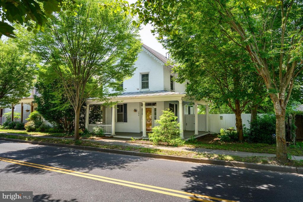 506 GOLDSBOROUGH ST, Easton, MD 21601