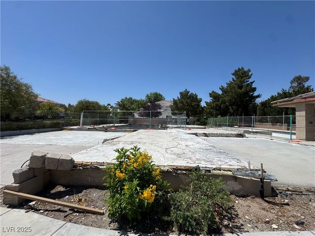 7360 Bachelors Button Drive, Las Vegas, NV 89131