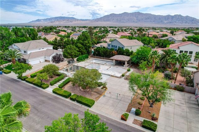 7360 Bachelors Button Drive, Las Vegas, NV 89131