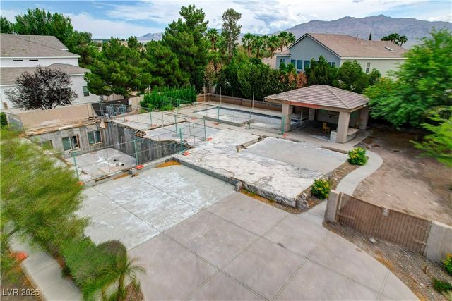 7360 Bachelors Button Drive, Las Vegas, NV 89131