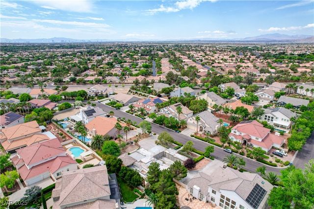 7360 Bachelors Button Drive, Las Vegas, NV 89131