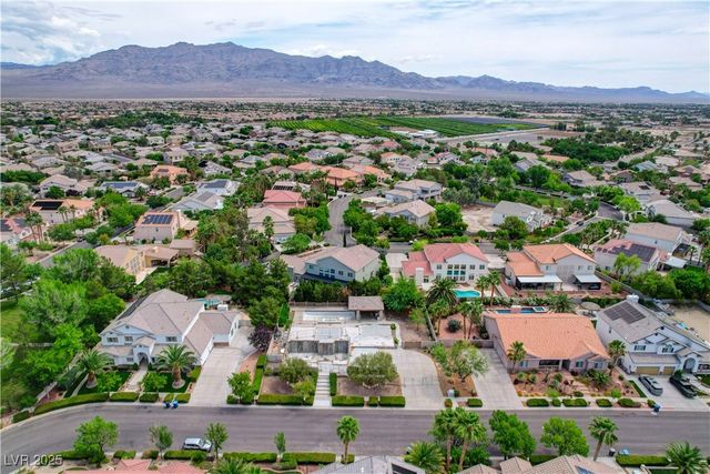 7360 Bachelors Button Drive, Las Vegas, NV 89131