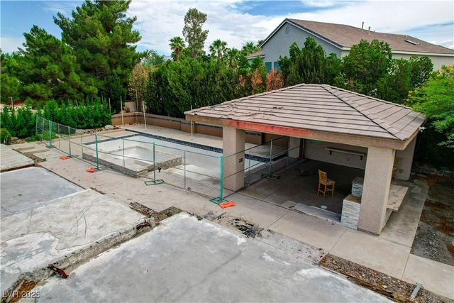 7360 Bachelors Button Drive, Las Vegas, NV 89131