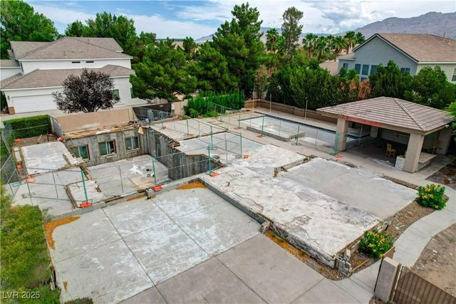 7360 Bachelors Button Drive, Las Vegas, NV 89131