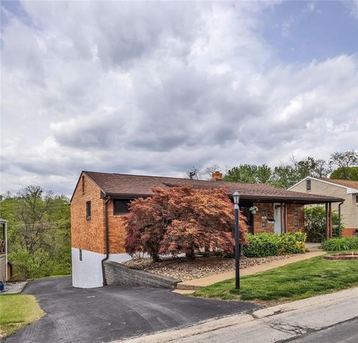 115 Bost Dr, West Mifflin, PA 15122