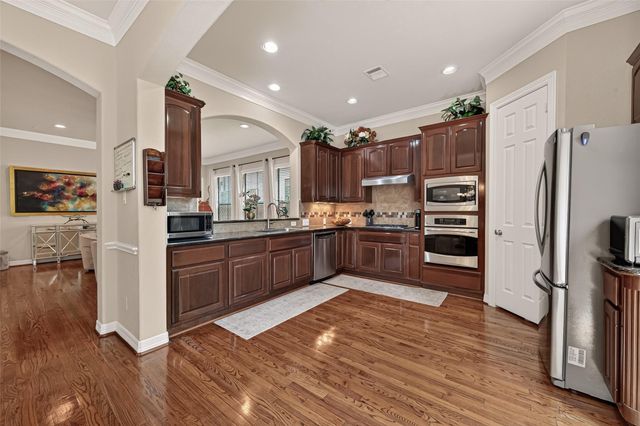 3010 Royal Oaks Crest, Houston, TX 77082