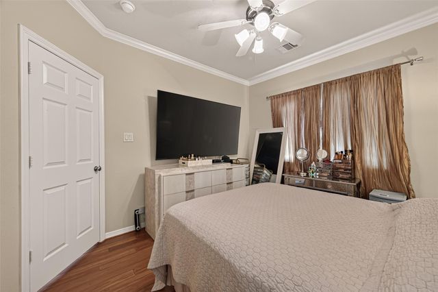 3010 Royal Oaks Crest, Houston, TX 77082