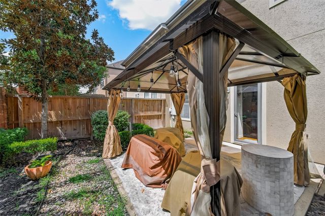 3010 Royal Oaks Crest, Houston, TX 77082