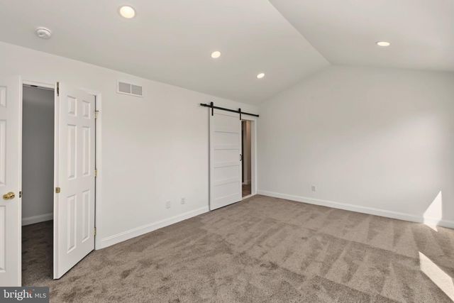 202 HIDDEN CREEK DR, Hatboro, PA 19040