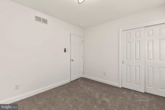 202 HIDDEN CREEK DR, Hatboro, PA 19040