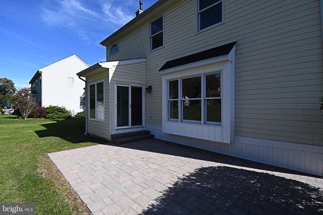 202 HIDDEN CREEK DR, Hatboro, PA 19040