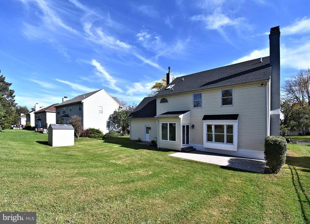 202 HIDDEN CREEK DR, Hatboro, PA 19040