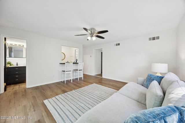 5978 FURY Drive, Jacksonville, FL 32244