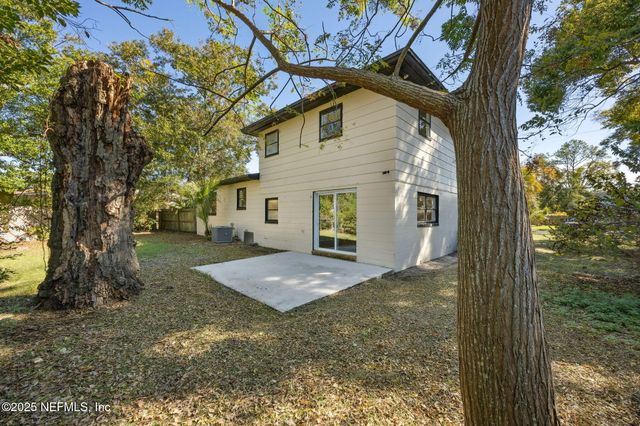 5978 FURY Drive, Jacksonville, FL 32244