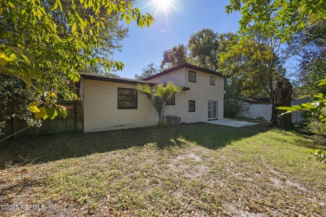 5978 FURY Drive, Jacksonville, FL 32244