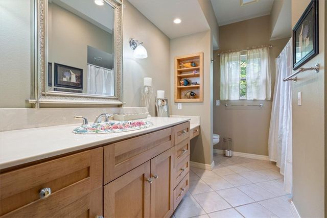 6 Skye Drive, Bella Vista, AR 72715