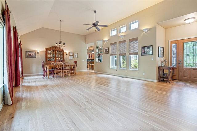 6 Skye Drive, Bella Vista, AR 72715