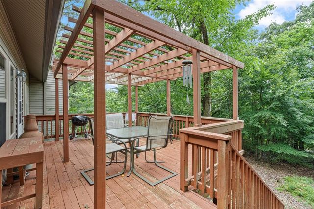 6 Skye Drive, Bella Vista, AR 72715
