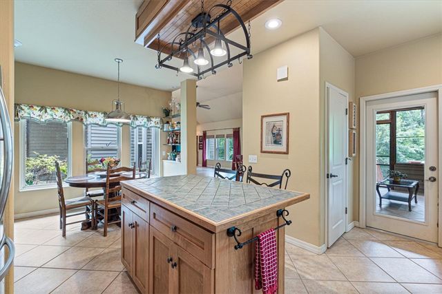 6 Skye Drive, Bella Vista, AR 72715
