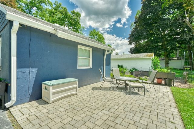 125 Penhurst Road, Brighton, NY 14610
