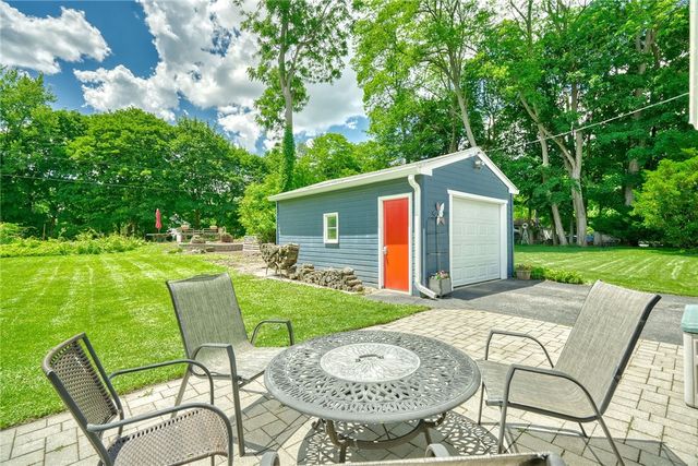 125 Penhurst Road, Brighton, NY 14610