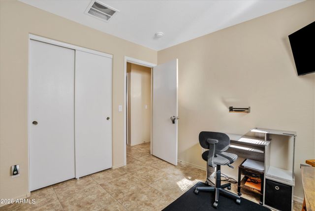 29149 N Yellow Bee Drive, San Tan Valley, AZ 85143