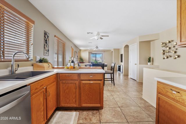 29149 N Yellow Bee Drive, San Tan Valley, AZ 85143