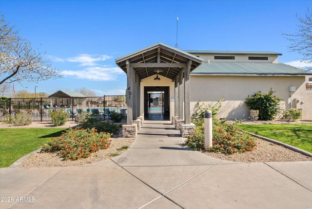 29149 N Yellow Bee Drive, San Tan Valley, AZ 85143